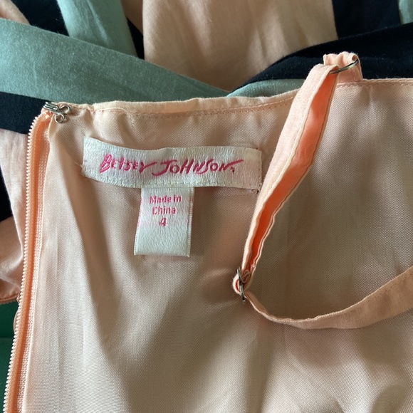 Betsey Johnson Vintage 00s Pink Pinup Fit & Flare Geometric Print Dress size 4 - Picture 8 of 8